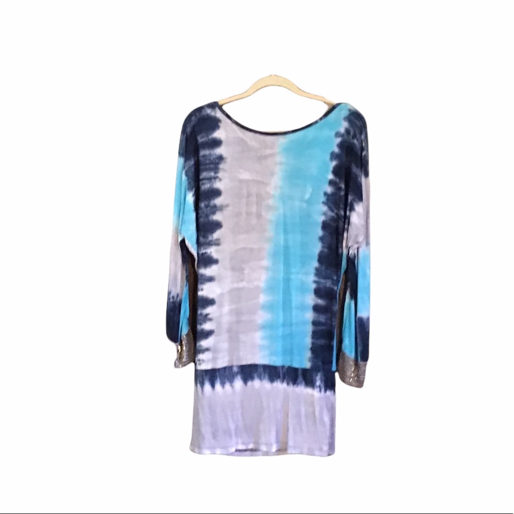 ✨Blue and sparkly partial backless dress✨NWT